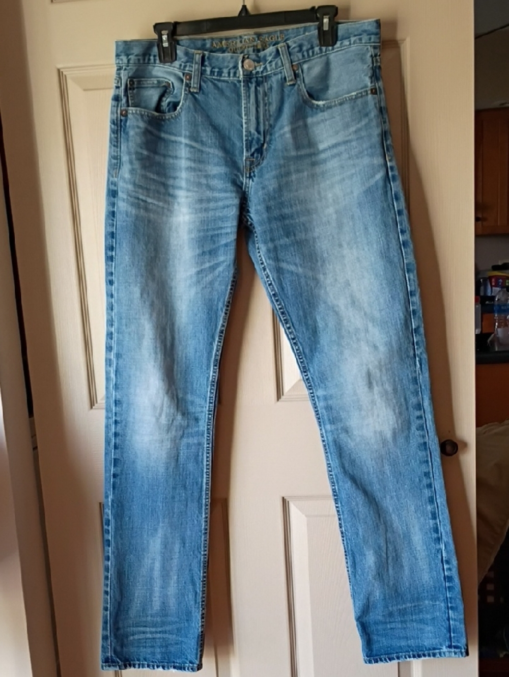 American Eagle Outfitters Medium Wash Straight Leg Jeans 34W X 36L